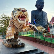 บรรยากาศ วัดกาหลง