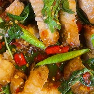 ครัวเจ้ไก่ อร่อยชัวร์ ตรงข้าม เงินติดล้อ ก่อนถึงตลาดเสริมสุข  ปักป้ายชุมชนรักบางบ่อ