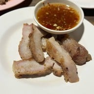 เมนูของร้าน ลาบบังเกอร์ ริมน้ำปิง