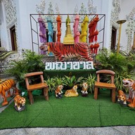 บรรยากาศ วัดพระธาตุช่อแฮพระอารามหลวง