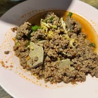 เมนูของร้าน ลาบบังเกอร์ ริมน้ำปิง