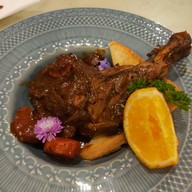 Narisa Cafe & Creative Space -