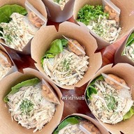 หมี่ไก่ฉีก ครัวบ้านอชิ - เจ้าแรกในมุกดาหาร