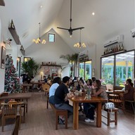 Piti home cafe & eatery