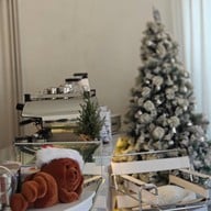 ease cafe  อีส