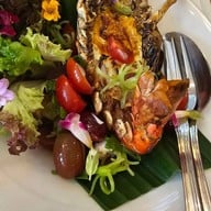 บ้านสุริยาศัย