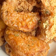 maneefriedchicken - ข้าว ไก่ทอด & ไข่ข้น สาขาสันติธรรม