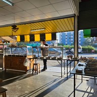 หน้าร้าน ปากแซ่บ ข้าวแกง