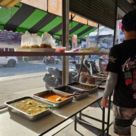 ปากแซ่บ ข้าวแกง