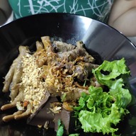 เมนูของร้าน ก๋วยเตี๋ยวไก่ตุ๋นสูตรแม่กิม(เจ๊ณี)