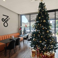 SEVENTY-SIX CAFE
