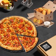 Urban Pizza พิซซ่า อารีย์ ฮิลล์