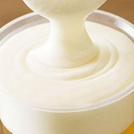 MUST.HAVE :  matcha coffee