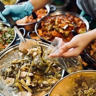 หอมด่วน อารีย์