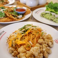 ผัดไทยพรหมพิราม (ตำนาน50ปี) เกษตรนวมินทร์