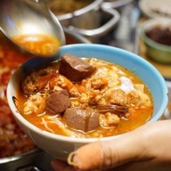 หอมด่วน อารีย์