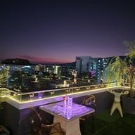 Moose Rooftop Wine Bar -