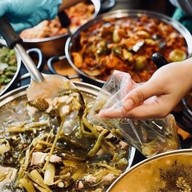 หอมด่วน อารีย์