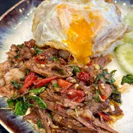 ขาหมู โกอ๊อด (หน้าวัดเทพเจ้าเก่า) สาขา 2 ถนนบางกอก