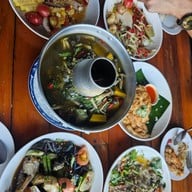 ส้มตำลุงพล วัดอู่ตะเภา