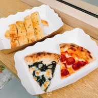 Ronin Coffee เกษตร - นวมินทร์