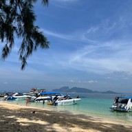 เกาะกระดาน