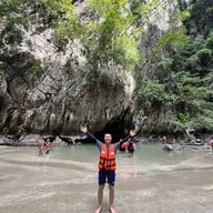 ถ้ำมรกต