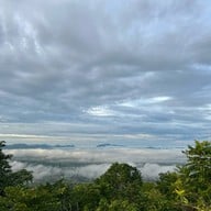 ภูทอก