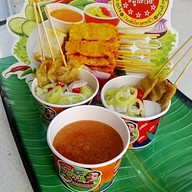 เมนูของร้าน เจี๊ยบหมูสะเต๊ะ ตรอกข้าวต้ม สาขาต้นตำรับ สาขาต้นตำรับตรอกข้าวต้ม , สาขา 2 สะพานดำ