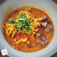 เมนูของร้าน เสน่ห์เหนือ [ข้าวซอย ขนมจีนน้ำเงี้ยว ก๋วยเตี๋ยวเนื้อตุ๋น ไก่ตุ๋น ตามสั่ง]