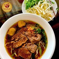 โกกิก๋วยเตี๋ยวเนื้อ (Koki Beef Noodle) สันติธรรม