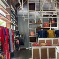 วีที แหนมเนือง มุกดาหาร