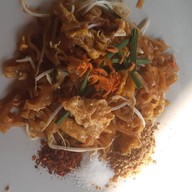 อาหารตามสั่ง ผัดไทย by น้องออมสิน