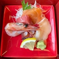 อาโออิ ดิเอ็มโพเรียม