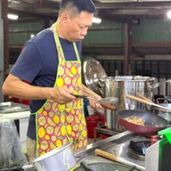 บรรยากาศ ลาบ ฅ. อุบล