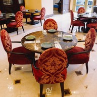 อรุณ ไทย คูซีน โรงแรมแกรนด์เซ็นเตอร์พอยต์