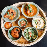 อรุณ ไทย คูซีน โรงแรมแกรนด์เซ็นเตอร์พอยต์