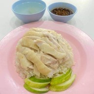ข้าวมันไก่ไหหลำนายจิว ถนนดินสอ