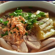 ครัวบ้านบึง&แกงใต้ชุมพร สาขา ปั้มน้ำมัน pt คลองหลวง ถนน คลอง 3~4