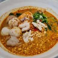 เมนูของร้าน ฅนช่างยำ by กั้งบ้านเพ สาขาทองหล่อ ทองหล่อ ซอย 13