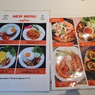 เมนู ฅนช่างยำ by กั้งบ้านเพ สาขาทองหล่อ ทองหล่อ ซอย 13