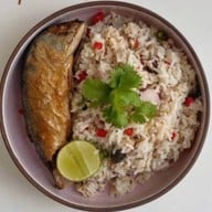 ครัวตัว ต บ้านต้นสัตหีบ