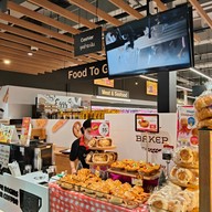 Coffee arigato by Tops The Walk Ratchaphruek