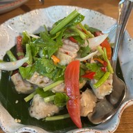 เมนูของร้าน ไก่ย่างเสือใหญ่ วัดพระศรีฯ