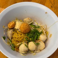 เมนูของร้าน เจ๊โหนก ก๋วยเตี๋ยวแคะ (สาขากัลปพฤกษ์) กัลปพฤกษ์