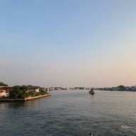 ท่าเรือภัตตาคาร