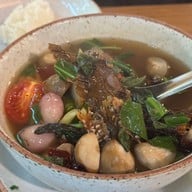 เมนูของร้าน ไก่ย่างเสือใหญ่ วัดพระศรีฯ