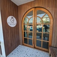 หน้าร้าน BUNNY SHAKE CAFE บางพระ สาขาบางพระ