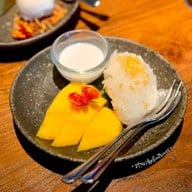 เมนูของร้าน Burapa Eastern Thai Cuisine & Bar By Sri Trat Burapa