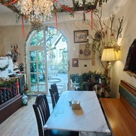 SOPISA’s cafe & coffee